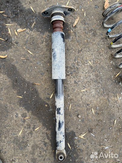 Задний амортизатор Kia soul 2 Ps