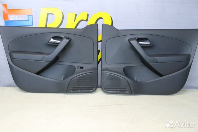 Перетяжка дверных карт на Volkswagen Polo