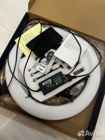 Кольцевая лампа