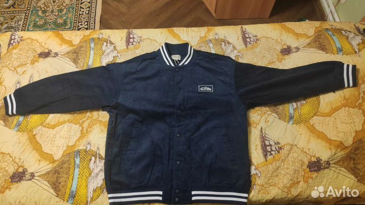 Бомбер вельветовый