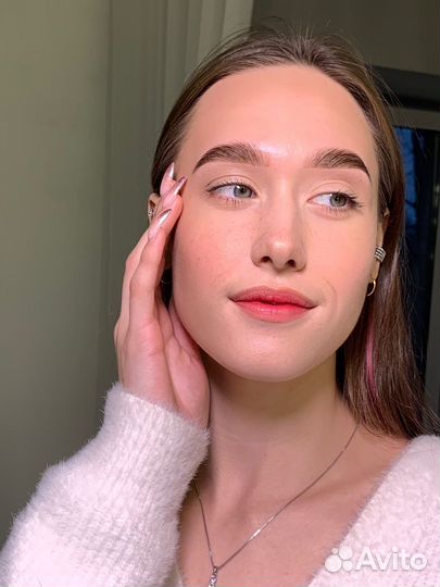 Оформление бровей, окрашивание, ламинирование