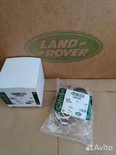 Термостат LR005765 Land Rover 4.2/4.4 V8 оригинал