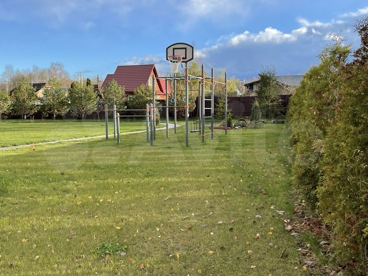 Дом 162 м² на участке 21 сот.