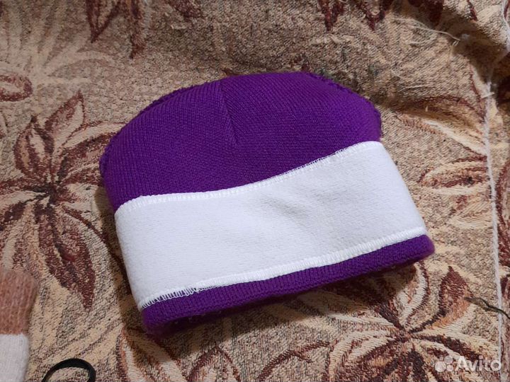 Шапка + варежки и носки в подарок