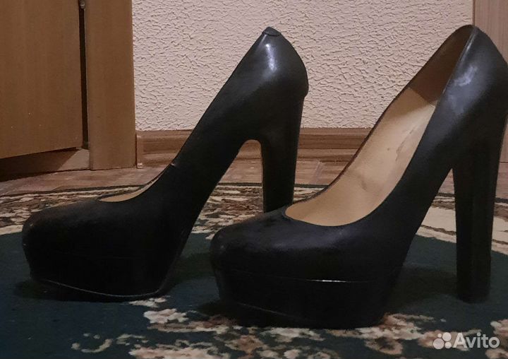 Туфли черные 38
