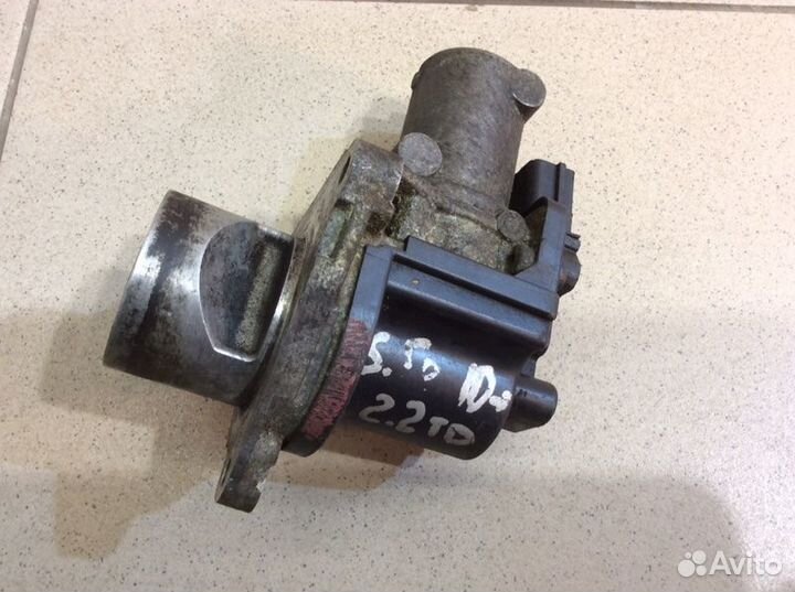 Клапан рециркуляции выхлопных газов Hyundai Santa