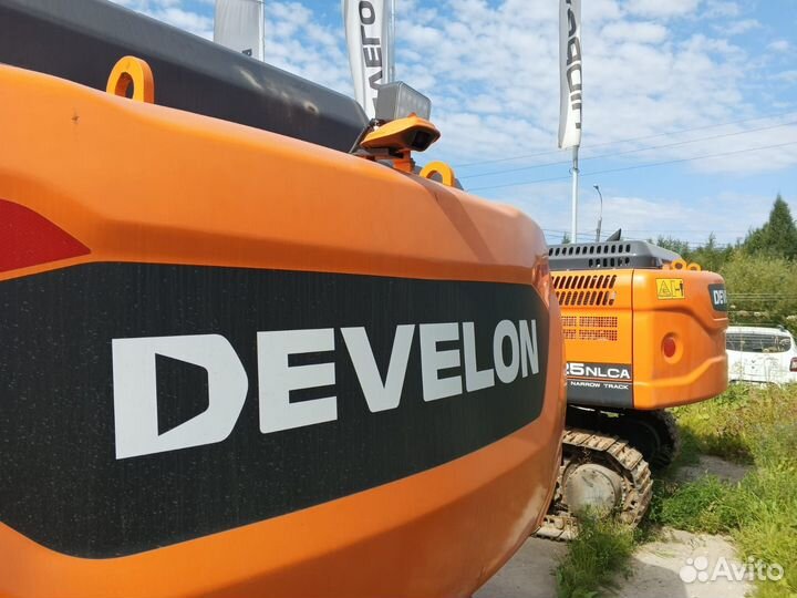 Гусеничный экскаватор Develon DX210-7M, 2024