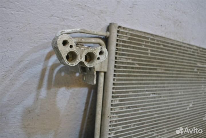 Радиатор кондиционера (конденсер) VW Golf V 2003