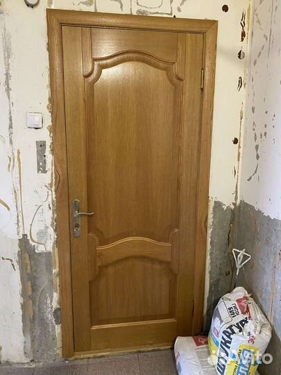 Двери деревянные (2 шт)
