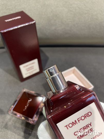 Cherry Smoke Tom Ford оригинал