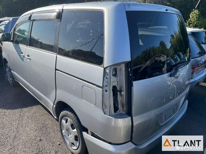 Стойка подвески передний правый toyota voxy