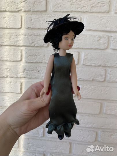 Куклы фарфоровые коллекционные