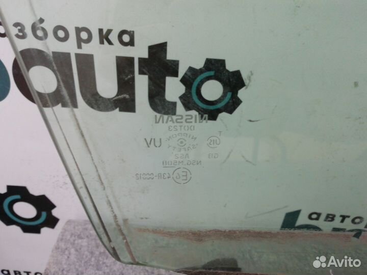 Стекло передней правой двери 80300JN90A Nissan