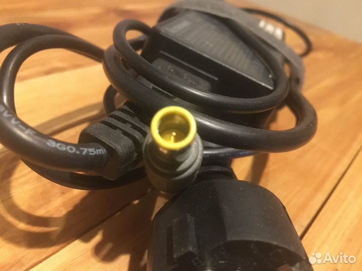 Зарядное устройство, блок питания Lenovo 90w 20v