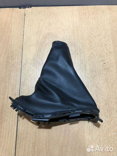 Чехол стояночного тормоза Ford Focus