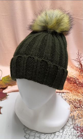 Ч13 Стильные вязаные шапки. Сток