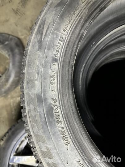 Bridgestone Blizzak Spike-01 185/65 R15