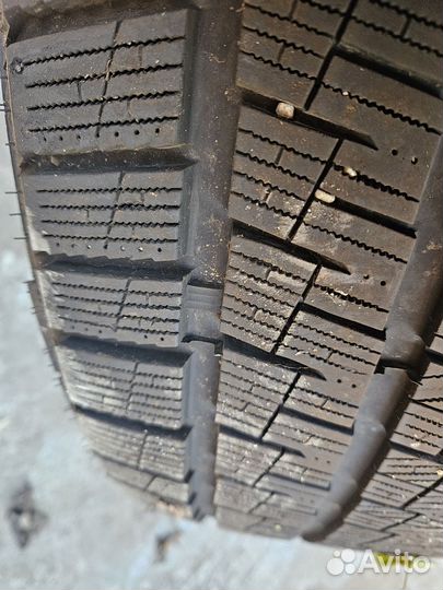 Habilead SnowShoes AW33 295/40 R21