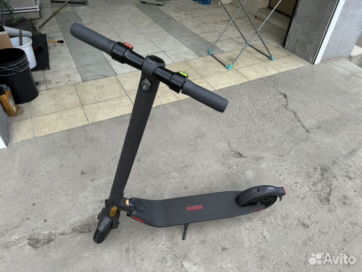 Ninebot kickscooter e22