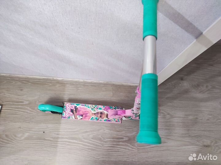 Самокат детский двухколесный для девочки