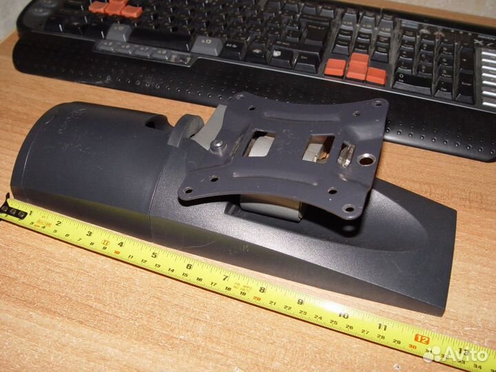 Кронштейн vogels EFW 6225 поворотный по 2м осям