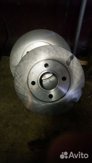 Продам передние тормозные диски форд фокус 1