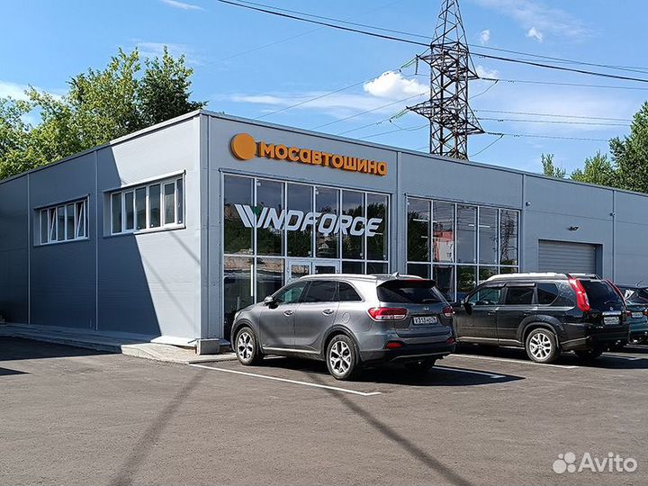 Davanti DX640 285/45 R19 111W