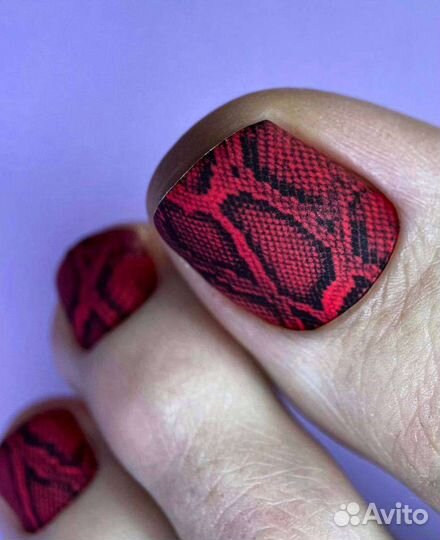 Требуются модели на педикюр