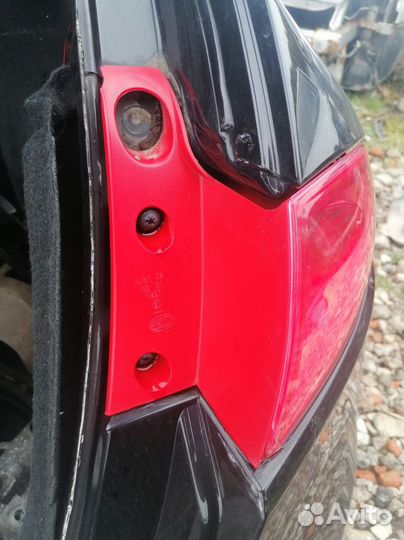 Фонарь задний правый seat Leon