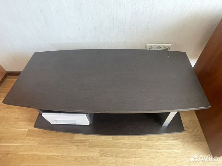 Тумба под телевизор