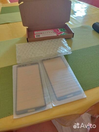 Защитное стекло на honor 9 lite