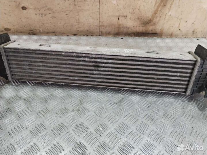 Интеркулер Mercedes-Benz C W204 A2045000500