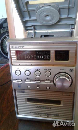 Музыкальный центр kenwood. Tuner,Tape, CD