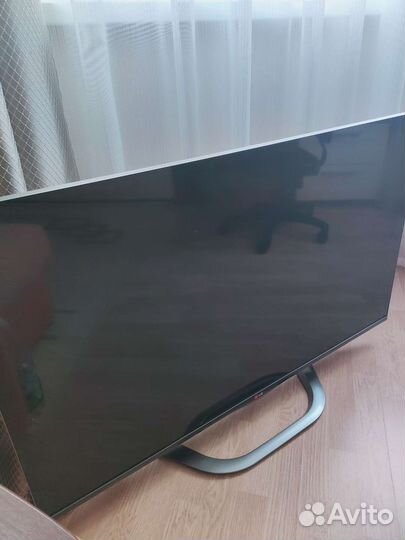 Телевизор LG 47LA690V