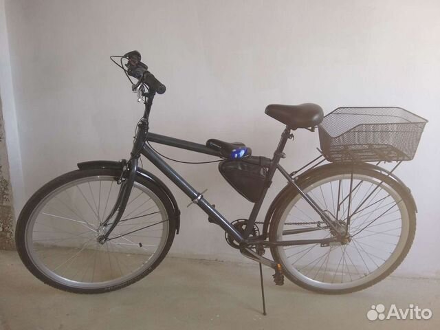 Кастом байк с тремя скоростями и ножным тормозом