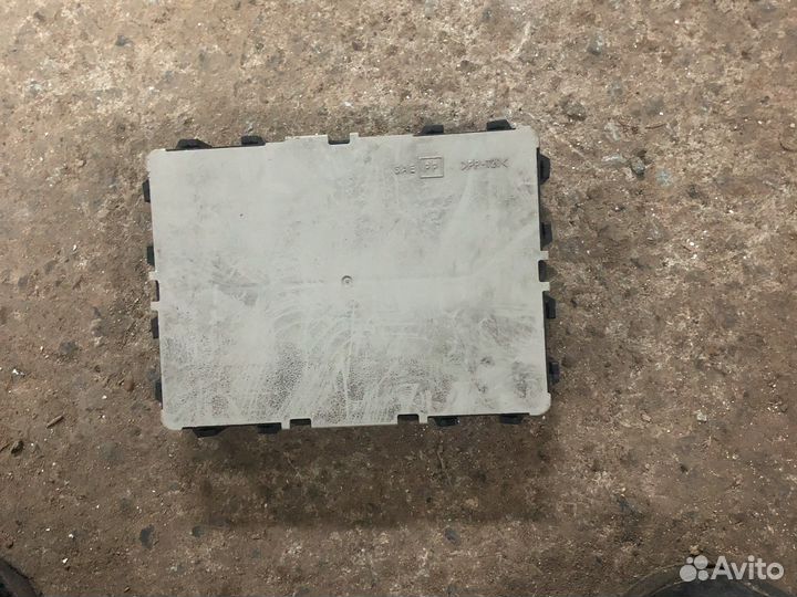 Suzuki grand vitara блок комфорта