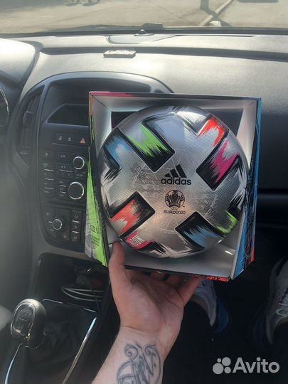 Мяч футбольный Adidas Uniforia Finale Pro