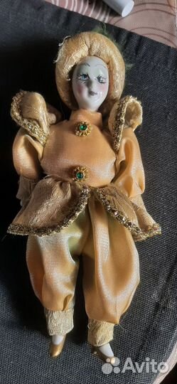 Антикварная кукла