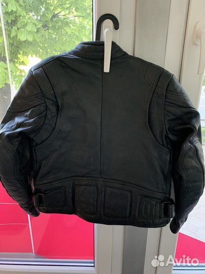 Кожаная куртка для мотоцикла