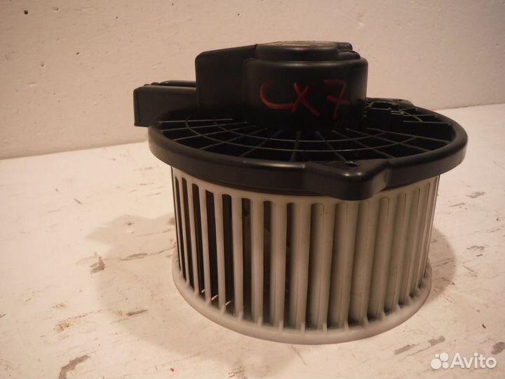 Моторчик (вентилятор) печки сх7 mazda CX7 2014