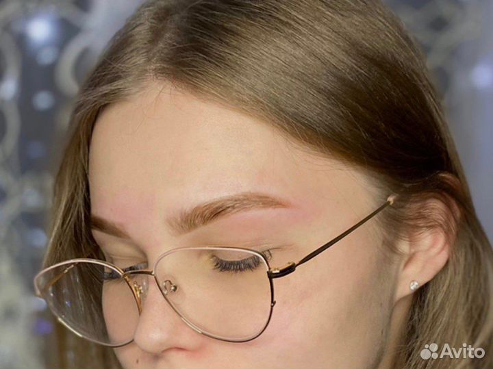 Мастер бровист