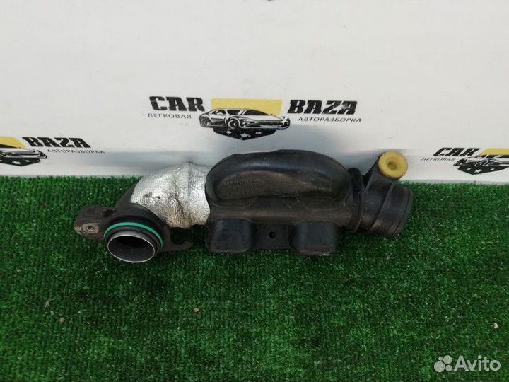 Патрубок интеркулера(глушитель) Volkswagen Golf