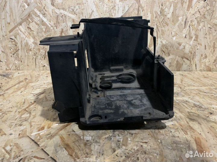 Полка акб Ford Focus