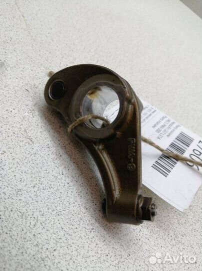 Рокер клапана Honda Fit GD2 L13A