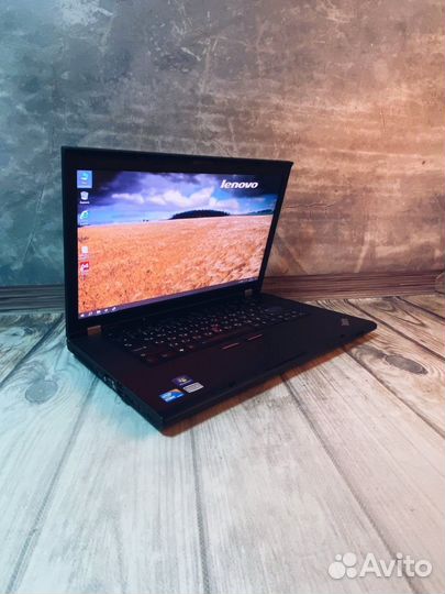Ноутбук Lenovo ThinkPad / Graphics / NVS 3100M