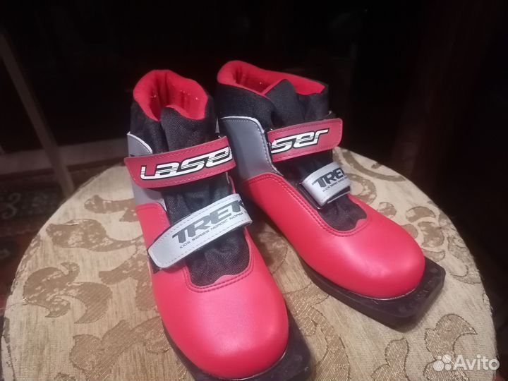 Лыжные ботинки trek 37 размер