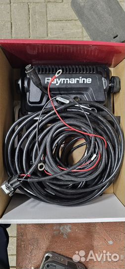 Raymarine element 7hv