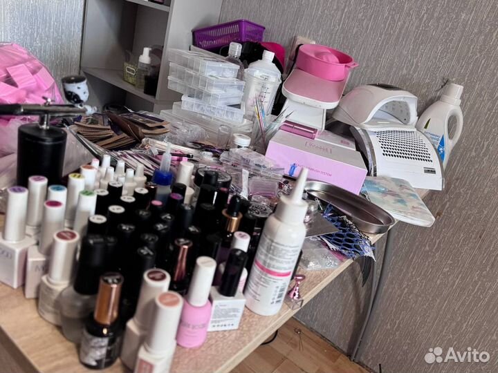 Продам все для маникюра