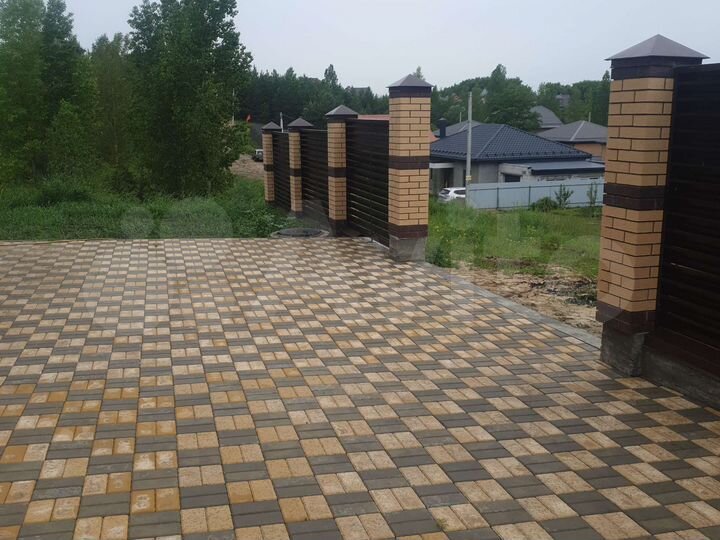 Дом 195 м² на участке 6 га