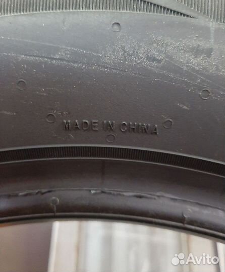 Habilead HF330 235/45 R18 98W